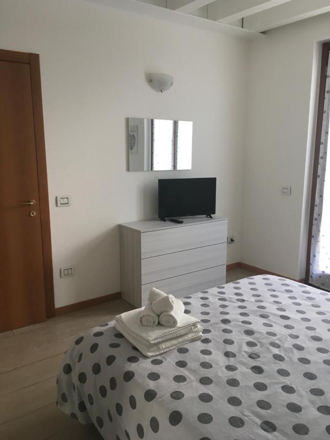 Appartamenti Agli Ulivi Peschiera del Garda Exteriör bild